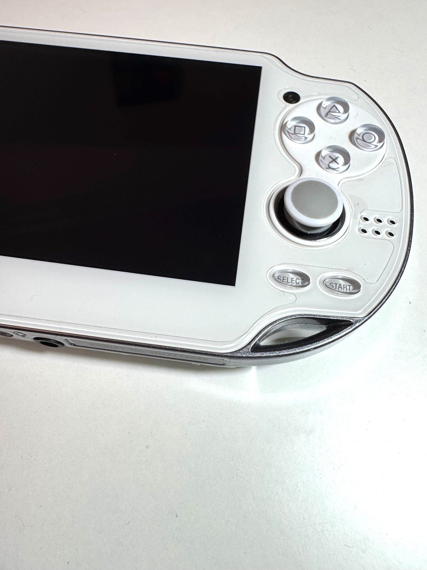 PS Vita 1000 - White