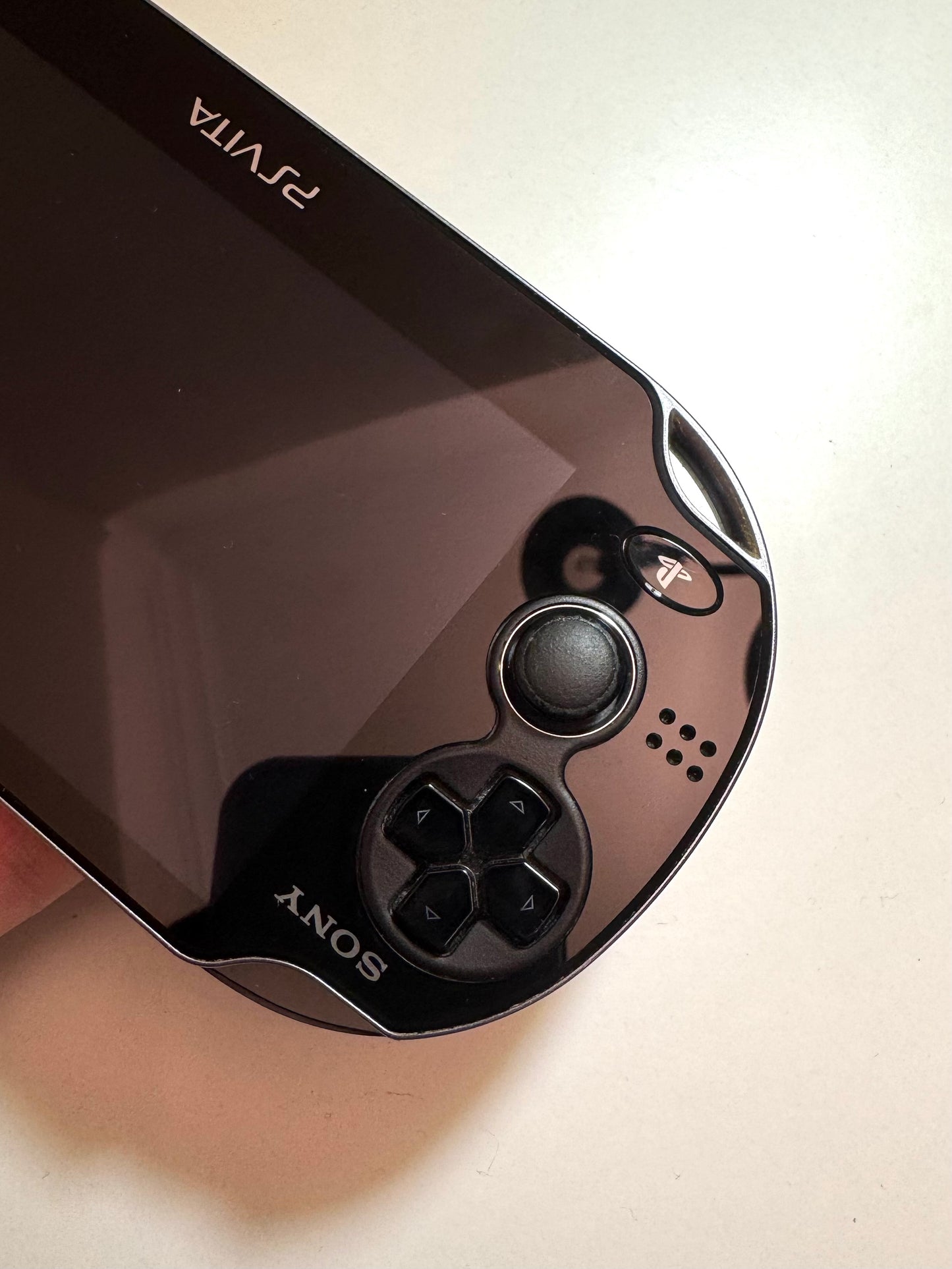 PS Vita 1000 - Black