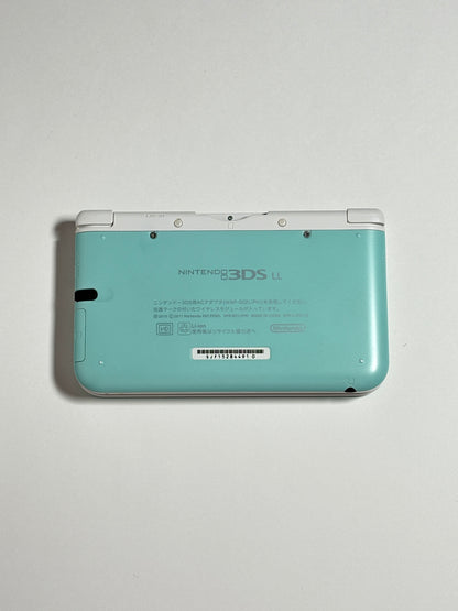 Nintendo 3DS LL - Mint and White