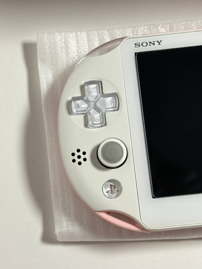 Ps Vita 2000 - Pink and White w original box